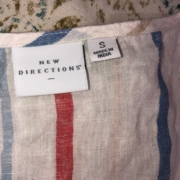 New Directions size small striped linen top - Picture 6 of 7